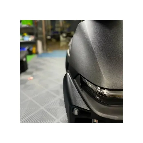 Folie auto PET Premium negru mat texturat pentru colantare caroserie cu tehnologie anti-bule 1m x 1.52m — imaginea 2