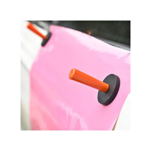 Magnet negru pentru montaj folie carbon — imaginea 5