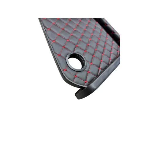 Masa de bord cu 2 suporti pentru pahare ,piele ecologica culoare Negru cusatura Rosie compatibila Iveco 2001-2006 — imaginea 2