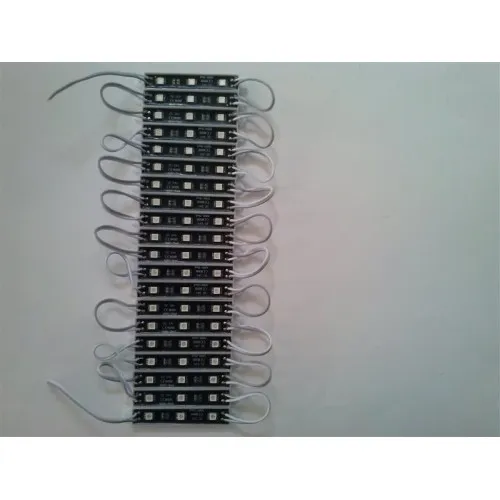 Modul 3 SMD 5050 24V fundal negru lumina alba — imaginea 2