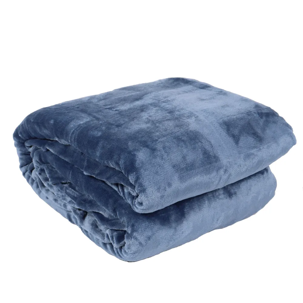 Patura pentru pat Caressa GS3626, 100 % poliester, culoare albastru, 200 x 220 cm