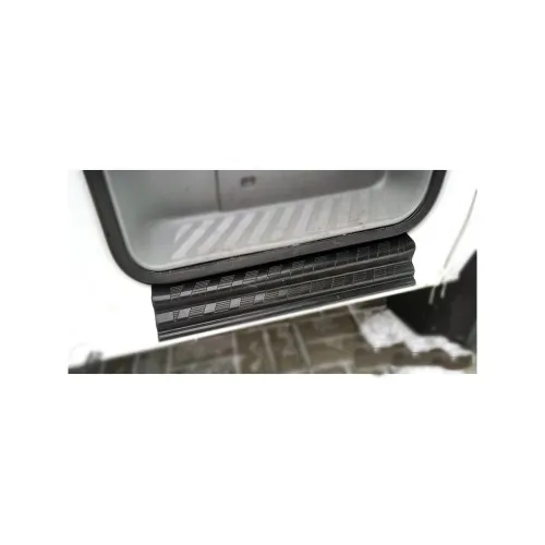 Protectie praguri usa compatibile Mercedes Sprinter 2006–2013 — imaginea 2