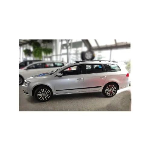 Set 4 bandouri usa compatibil Volkswagen Passat B7 Combi 2010-2014