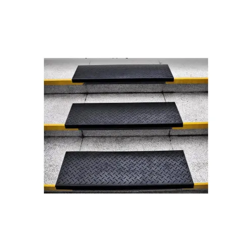 Treapta din cauciuc cu striatii impotriva alunecarii 75x25x3cm — imaginea 2